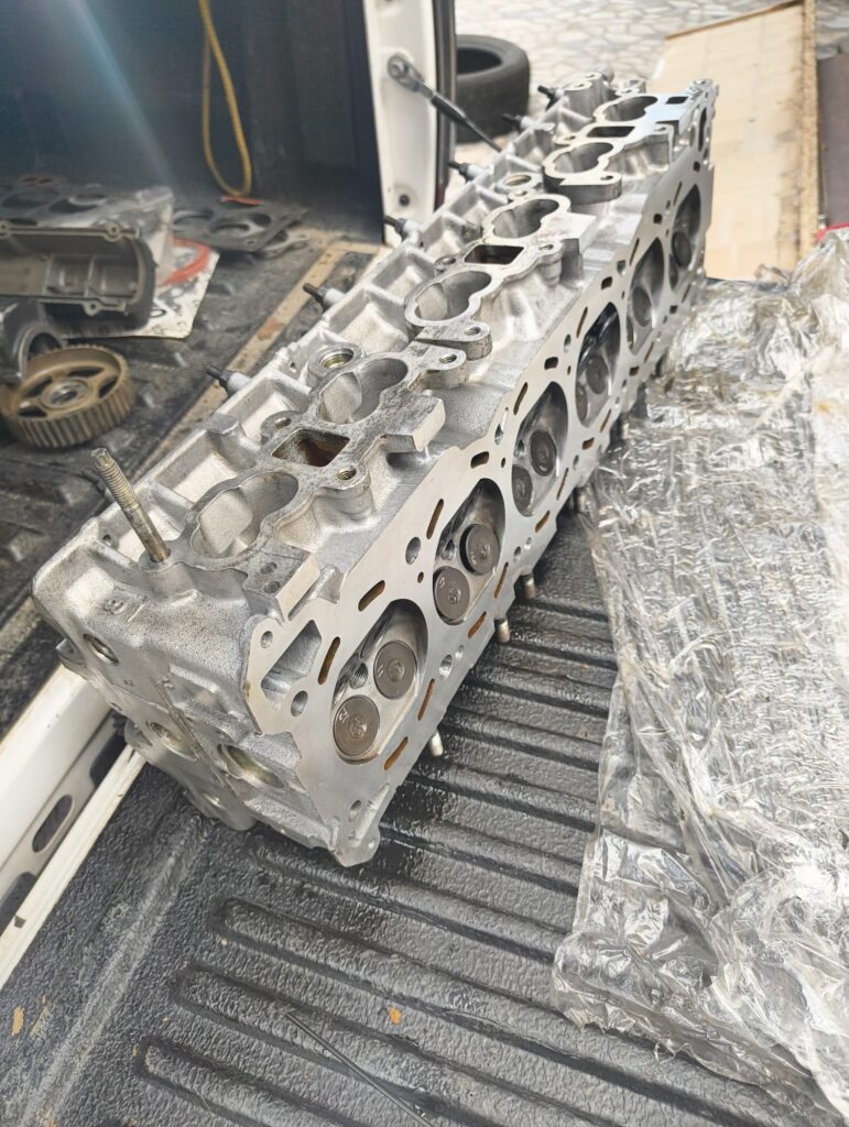 RB25DET Silindir Kapağı
